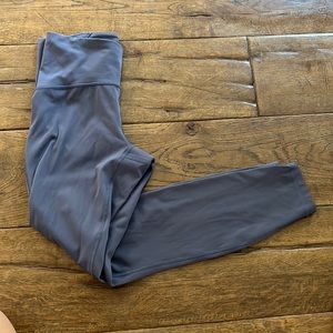 Lululemon leggings size 6